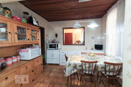 Casa à venda com 230m², 4 quartos e 2 vagasCozinha