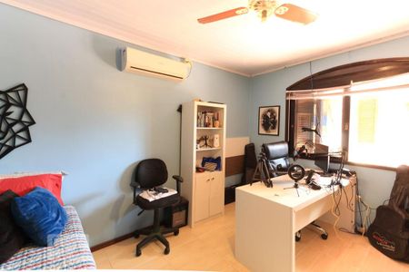 Casa à venda com 230m², 4 quartos e 2 vagasQuarto 2