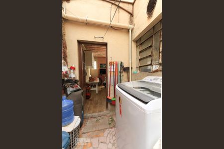 Casa à venda com 230m², 4 quartos e 2 vagasÁrea de serviço