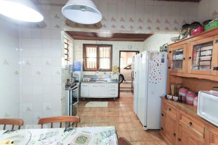 Casa à venda com 230m², 4 quartos e 2 vagasCozinha