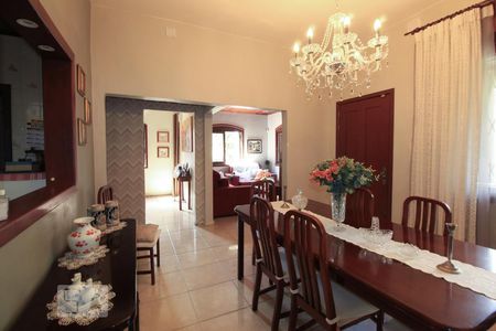 Sala de casa à venda com 4 quartos, 230m² em Medianeira, Porto Alegre