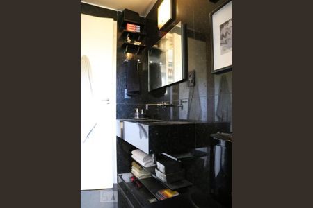 Banheiro de apartamento para alugar com 3 quartos, 75m² em Vila Andrade, São Paulo
