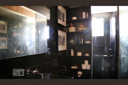 Banheiro de apartamento para alugar com 3 quartos, 75m² em Vila Andrade, São Paulo