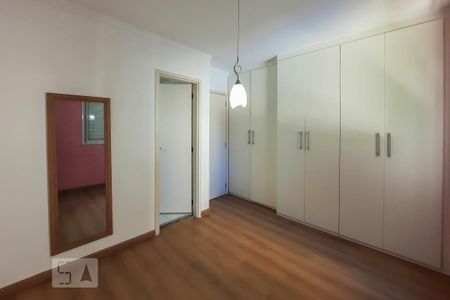Apartamento à venda com 81m², 3 quartos e 1 vaga Apartamento à venda com 81m², 3 quartos e 1 vagaSuíte