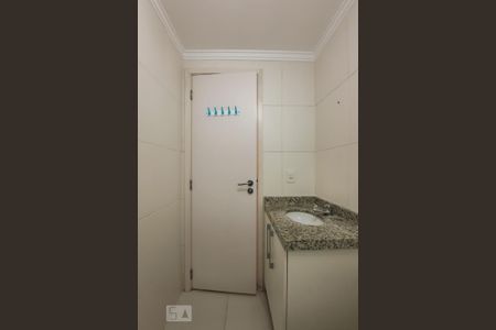 Apartamento à venda com 81m², 3 quartos e 1 vaga Apartamento à venda com 81m², 3 quartos e 1 vagaBanheiro Social