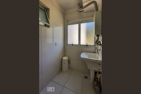 Apartamento à venda com 81m², 3 quartos e 1 vaga Apartamento à venda com 81m², 3 quartos e 1 vagaÁrea de Serviço