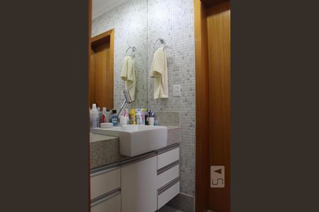 Banheiro de apartamento para alugar com 4 quartos, 215m² em Castelo, Belo Horizonte