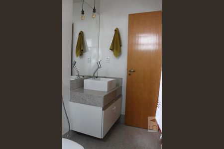 Banheiro de apartamento para alugar com 4 quartos, 215m² em Castelo, Belo Horizonte