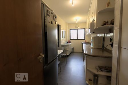 Apartamento à venda com 130m², 3 quartos e 3 vagasCozinha