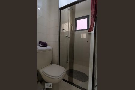 Apartamento à venda com 130m², 3 quartos e 3 vagasBanheiro da Suíte 2 