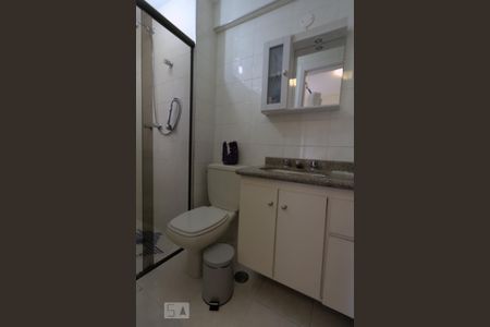 Apartamento à venda com 130m², 3 quartos e 3 vagasBanheiro da Suíte 3