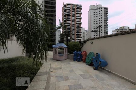 Apartamento à venda com 130m², 3 quartos e 3 vagasÁrea Comum - Playground