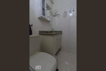 Apartamento à venda com 130m², 3 quartos e 3 vagasBanheiro da Suíte 3