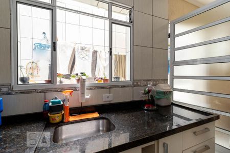 Casa de condomínio para alugar com 77m², 2 quartos e 2 vagasCozinha