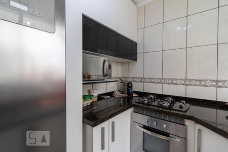Casa de condomínio para alugar com 77m², 2 quartos e 2 vagasCozinha