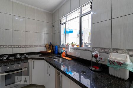 Casa de condomínio para alugar com 77m², 2 quartos e 2 vagasCozinha