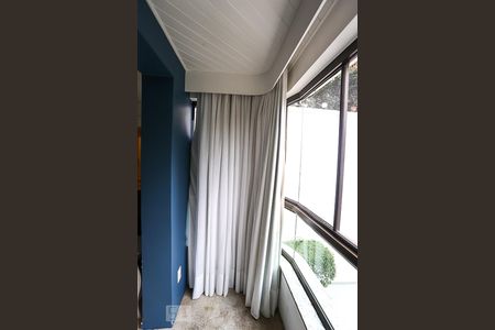 Apartamento à venda com 130m², 3 quartos e 3 vagas Apartamento à venda com 130m², 3 quartos e 3 vagassuíte sacada