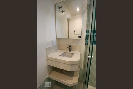 Apartamento à venda com 130m², 3 quartos e 3 vagas Apartamento à venda com 130m², 3 quartos e 3 vagasBanheiro