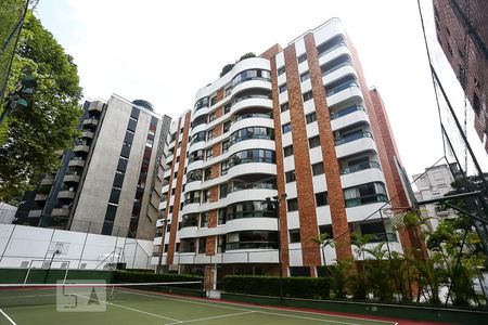 Apartamento à venda com 130m², 3 quartos e 3 vagas Apartamento à venda com 130m², 3 quartos e 3 vagasFachada fundos