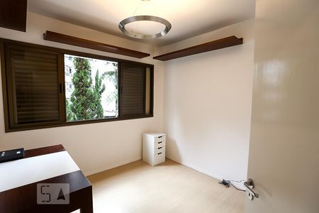 Apartamento à venda com 130m², 3 quartos e 3 vagas Apartamento à venda com 130m², 3 quartos e 3 vagasQuarto 1