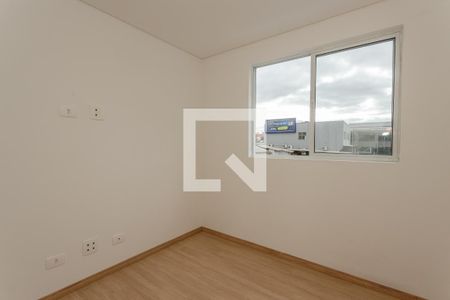 Quarto 1 de apartamento para alugar com 2 quartos, 60m² em Santa Cândida, Curitiba