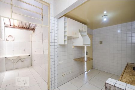 Cozinha de casa de condomínio para alugar com 3 quartos, 65m² em Salgado Filho, Belo Horizonte