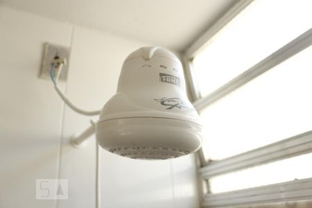 Apartamento para alugar com 43m², 2 quartos e sem vagaChuveiro