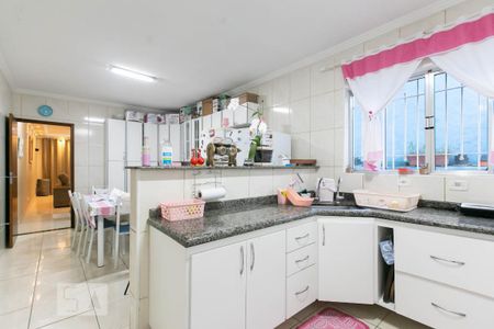 Casa à venda com 138m², 3 quartos e 2 vagasCozinha