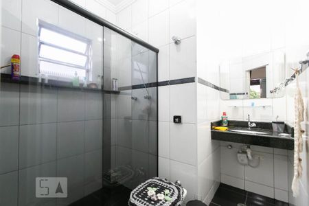 Casa à venda com 138m², 3 quartos e 2 vagasBanheiro da Suíte