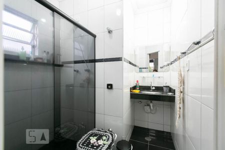 Casa à venda com 138m², 3 quartos e 2 vagasBanheiro da Suíte