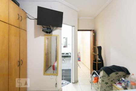 Casa à venda com 138m², 3 quartos e 2 vagasSuíte