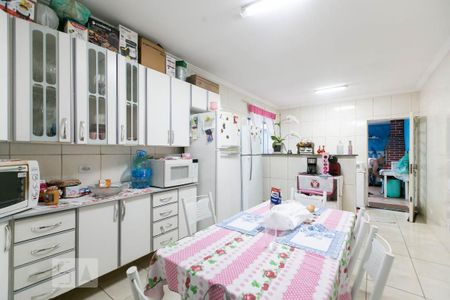 Casa à venda com 138m², 3 quartos e 2 vagasCopa