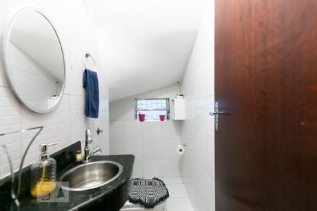 Casa à venda com 138m², 3 quartos e 2 vagasLavabo