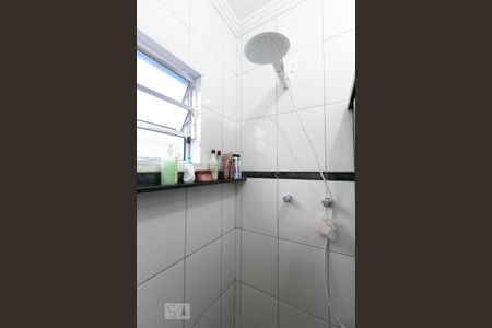 Casa à venda com 138m², 3 quartos e 2 vagasBanheiro da Suíte