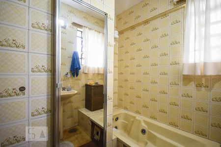 Casa à venda com 421m², 7 quartos e 6 vagasBanheiro suíte