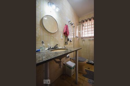 Casa à venda com 421m², 7 quartos e 6 vagasBanheiro 1