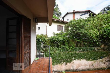 Casa à venda com 421m², 7 quartos e 6 vagasVaranda do quarto 1