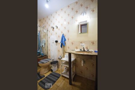 Casa à venda com 421m², 7 quartos e 6 vagasBanheiro 2