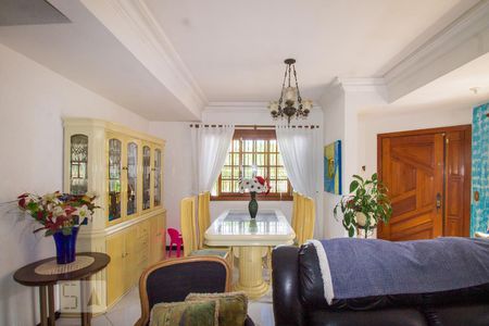 Sala de casa para alugar com 4 quartos, 350m² em Teresópolis, Porto Alegre