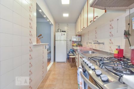 Apartamento para alugar com 65m², 2 quartos e 1 vagaCozinha