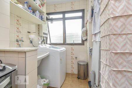 Apartamento para alugar com 65m², 2 quartos e 1 vagaÁrea de Serviço