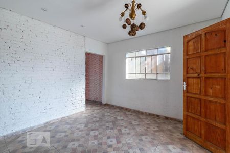 Sala de casa para alugar com 2 quartos, 100m² em Vila Cavaton, São Paulo