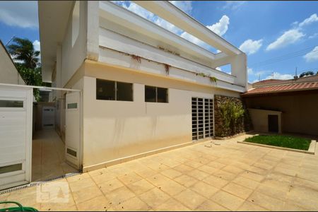 Casa à venda com 750m², 3 quartos e 5 vagasÁrea Externa