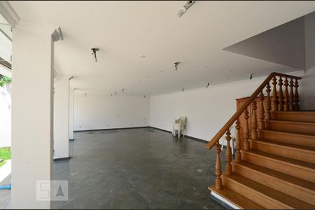 Casa à venda com 750m², 3 quartos e 5 vagasSalão de Festas
