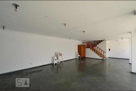 Casa à venda com 750m², 3 quartos e 5 vagasSalão de Festas