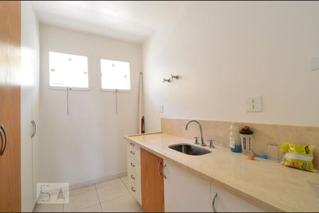Lavabo 1 de casa à venda com 3 quartos, 750m² em Planalto Paulista, São Paulo
