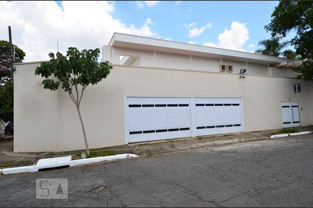 Casa à venda com 750m², 3 quartos e 5 vagasFachada da Casa
