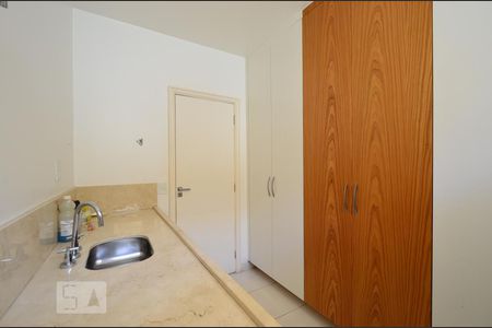 Lavabo 1 de casa à venda com 3 quartos, 750m² em Planalto Paulista, São Paulo