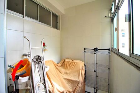 Apartamento para alugar com 63m², 3 quartos e 1 vagaÁrea de Serviço