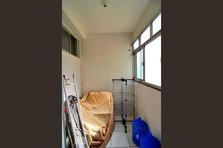 Apartamento para alugar com 63m², 3 quartos e 1 vagaÁrea de Serviço